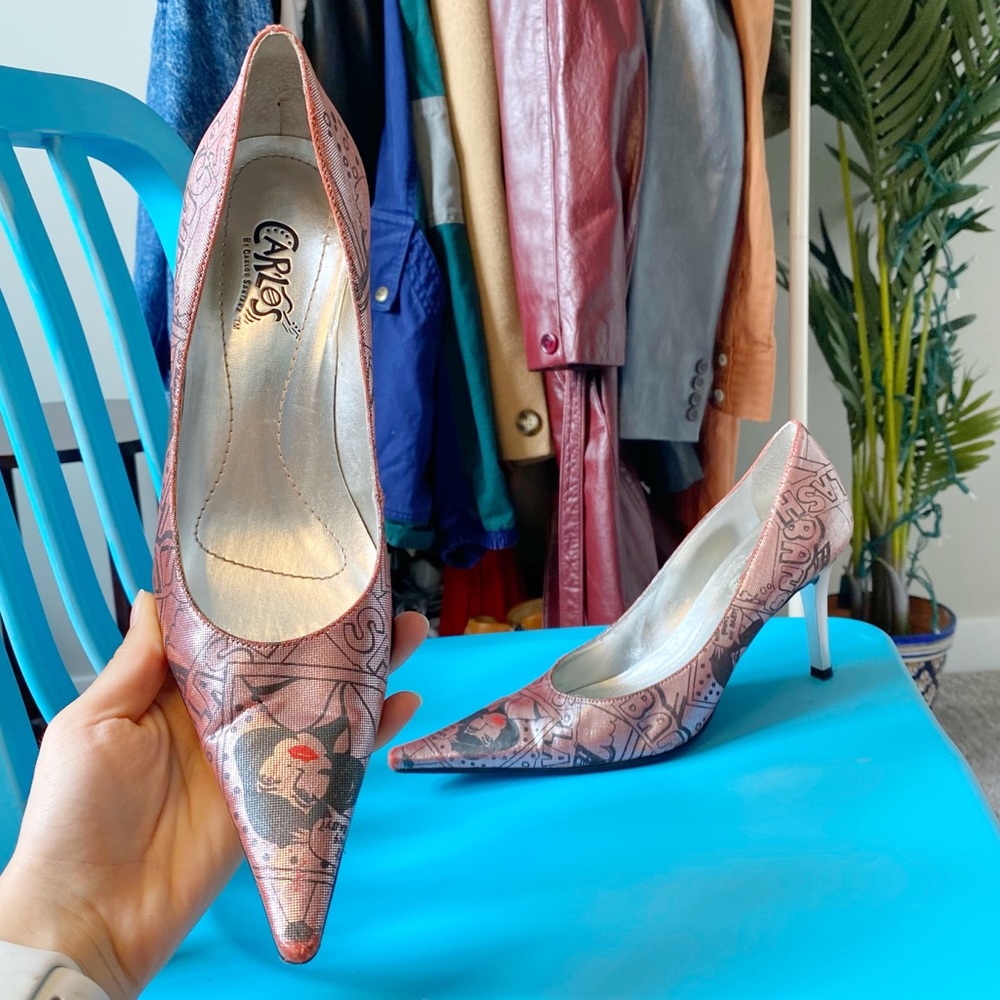 Carlos Santana Roar Pink Comic Strip Pointed Heels